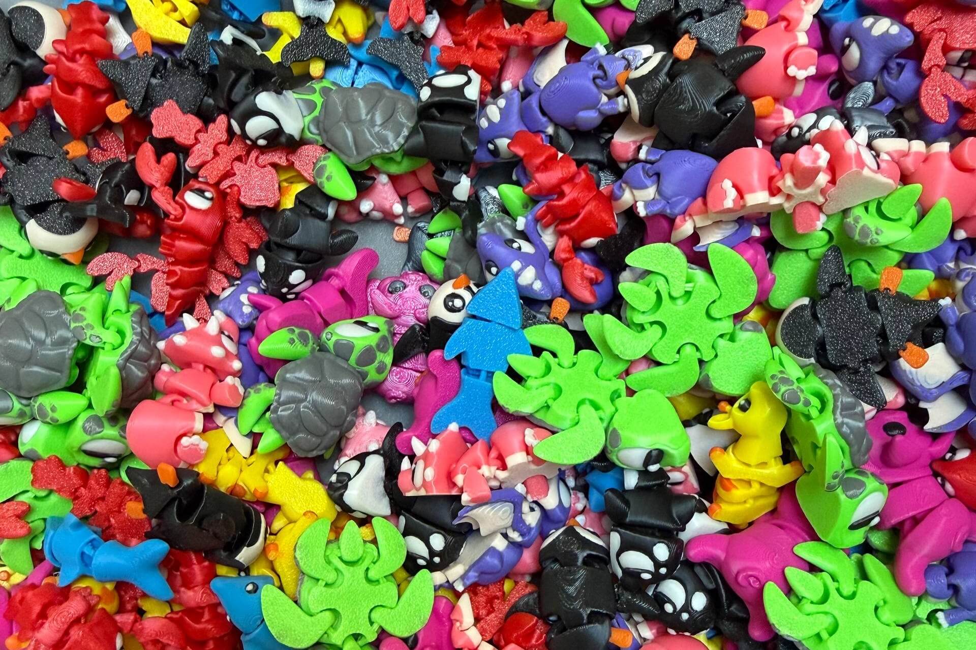 Фиджики - игрушки в виде животных и существ